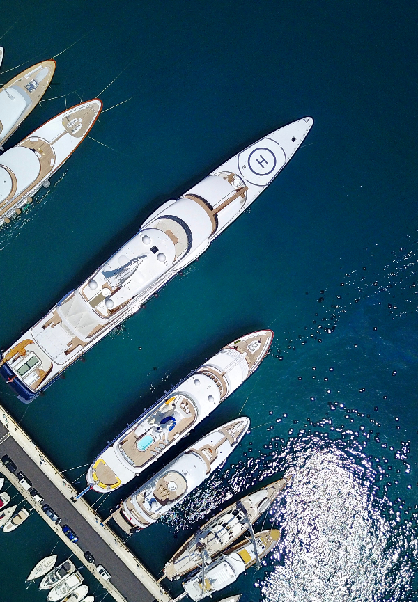 Crew Wave Yachts